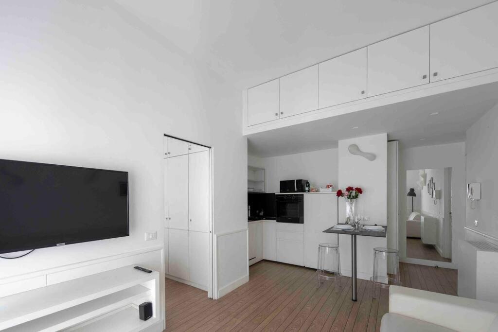 Piazza Di Spagna - Suite Frezza Rome Exterior photo